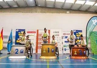 Imagen del podium de la clase B (Fuente: Fedema), con sus ganadores