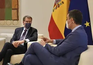 Pedro Sánchez y Alberto Núñez Feijóo, reunidos en La Moncloa (Fuente: PP/David Mudarra)