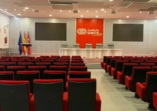 Salón de actos de la Fundación ONCE donde se va a realizar el evento